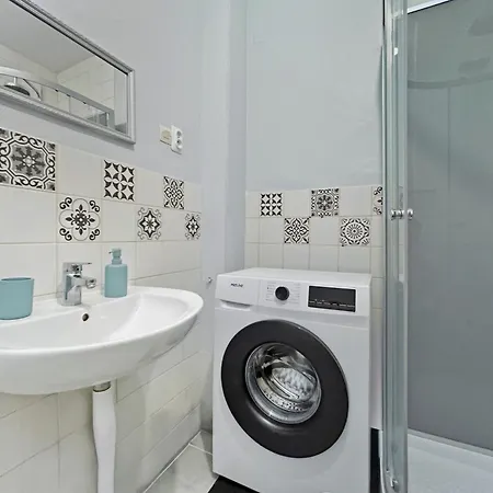 Grand Appartement, Plein Coeur De * 滨海布洛涅