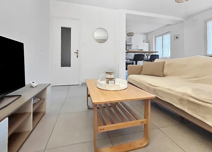 Grand Appartement, Plein Coeur De 公寓 *
