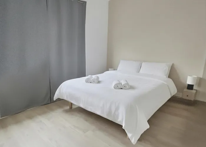 Grand Appartement, Plein Coeur De 公寓