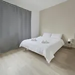 Grand Appartement, Plein Cœur De Apartment