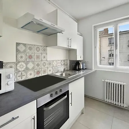 Grand Appartement, Plein Coeur De *