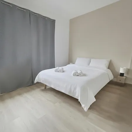 Grand Appartement, Plein Coeur De Apartman