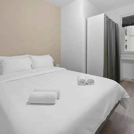 Apartman Grand Appartement, Plein Coeur De *