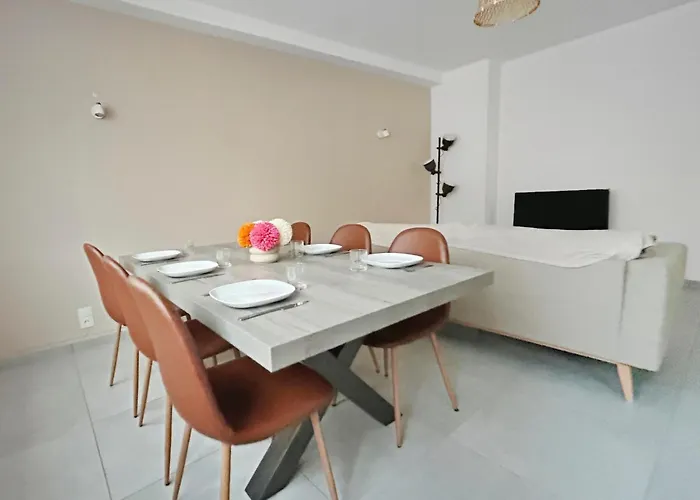 Grand Appartement, Plein Coeur De