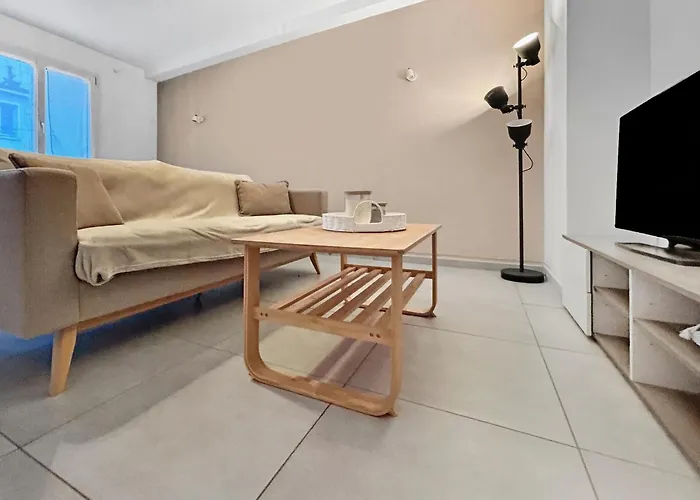 Grand Appartement, Plein Coeur De